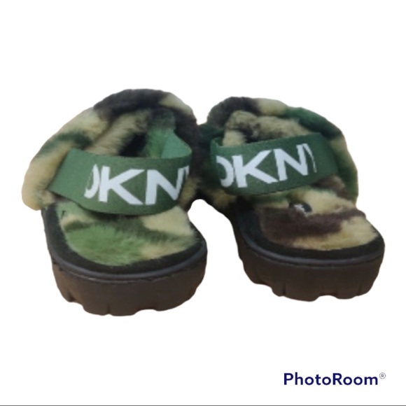 DKNY Josie faux fur slide sandal camo green Size 7 - Picture 3 of 5